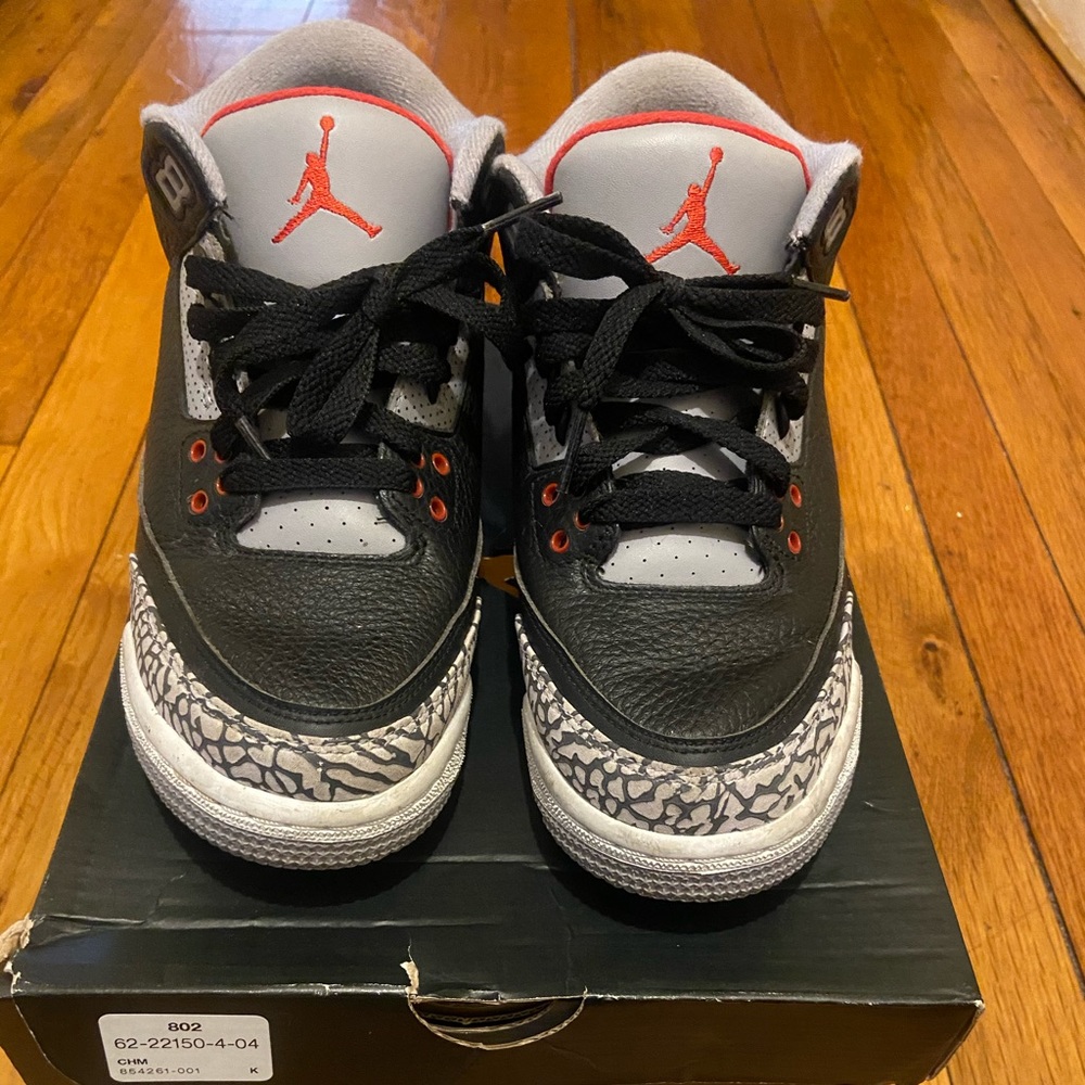 Jordan 3s